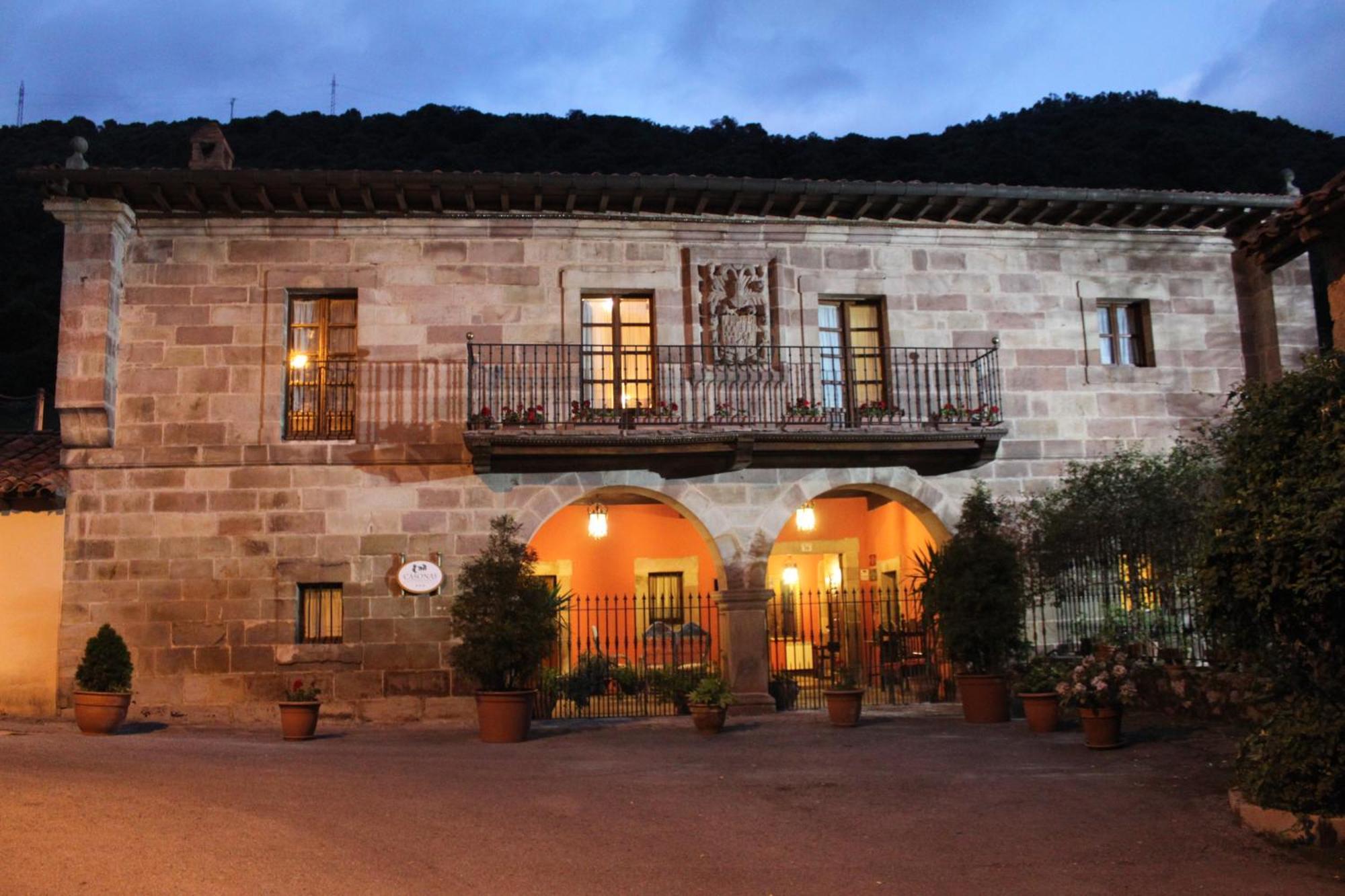Гостевой дом Casona De La Salceda Тресеньо Экстерьер фото