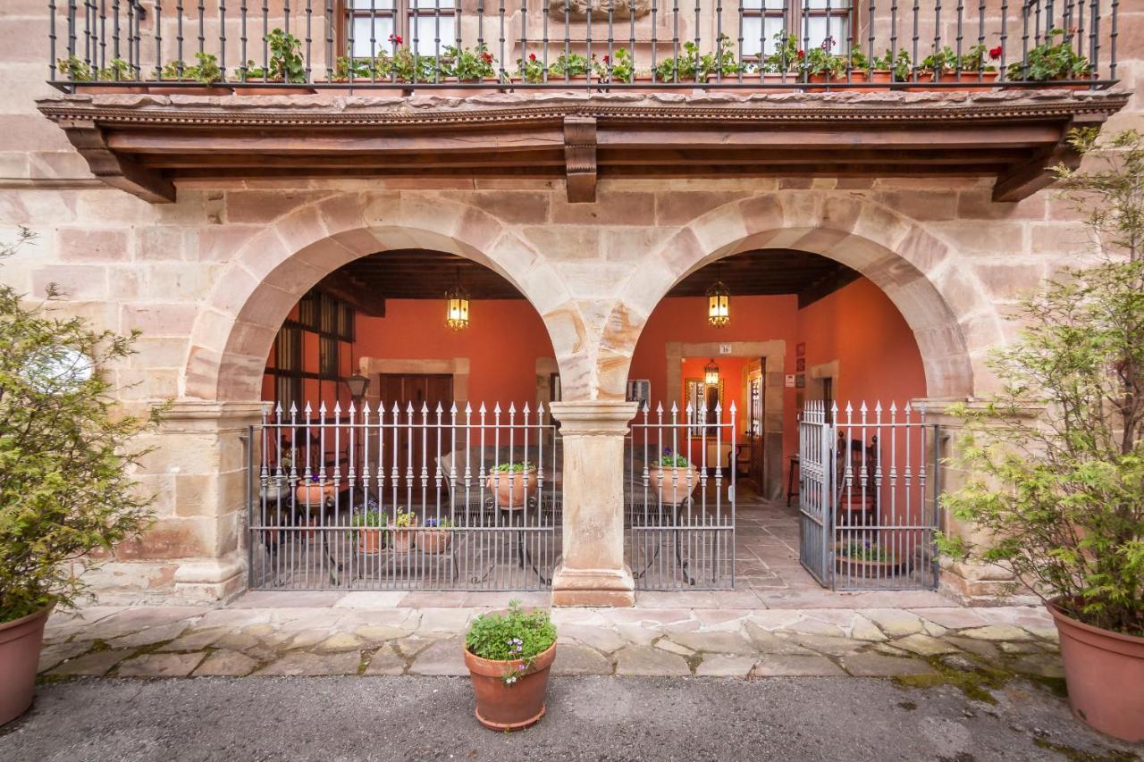 Гостевой дом Casona De La Salceda Тресеньо Экстерьер фото