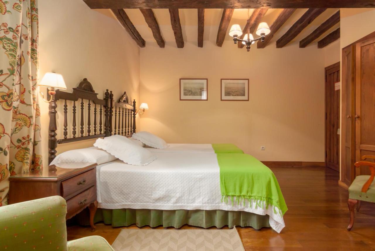 Гостевой дом Casona De La Salceda Тресеньо Экстерьер фото
